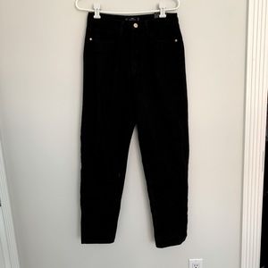 Miss guided Black Mom Jeans (New With Tags)